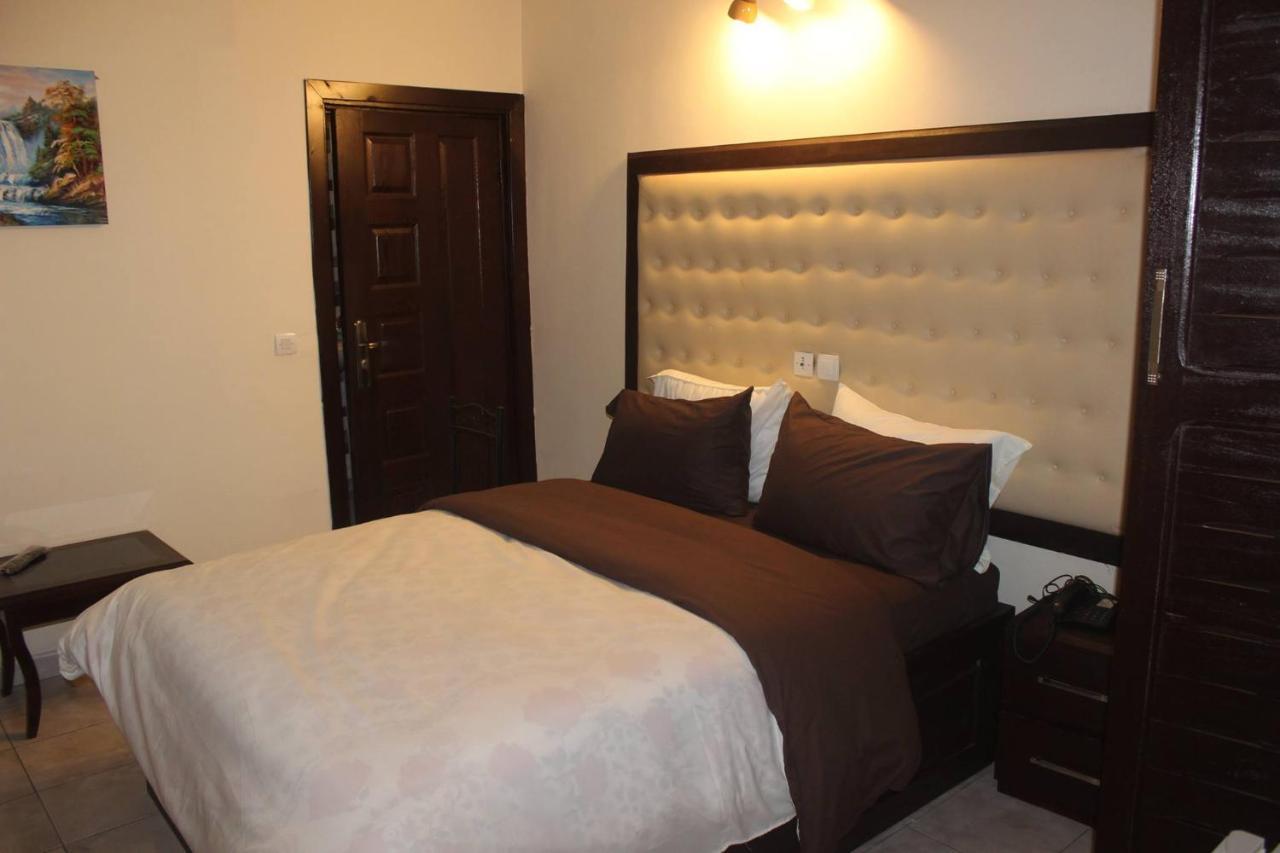 Hotel Saphir Abidjan Eksteriør bilde