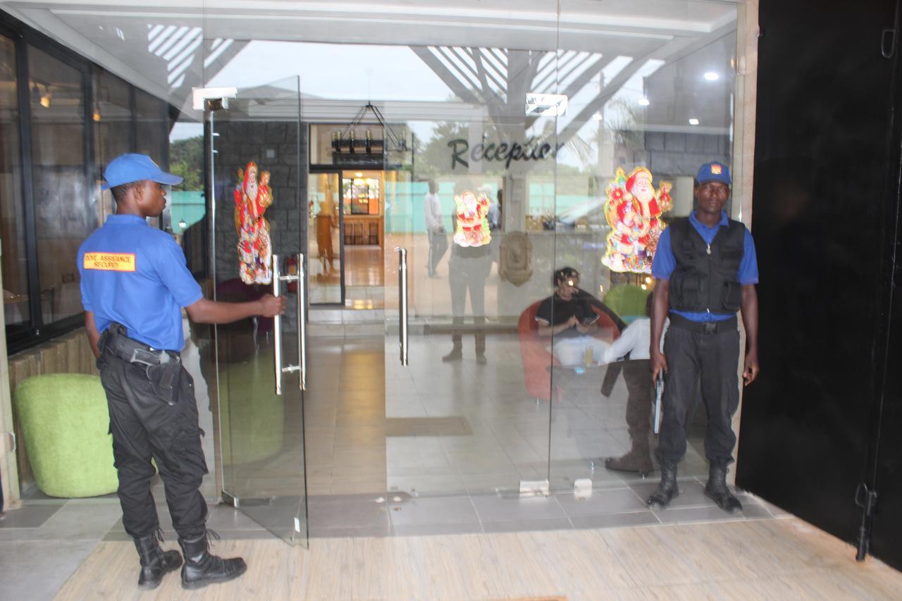 Hotel Saphir Abidjan Eksteriør bilde